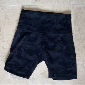 Lululemon Wunder Train High Rise Short Camp Size 4